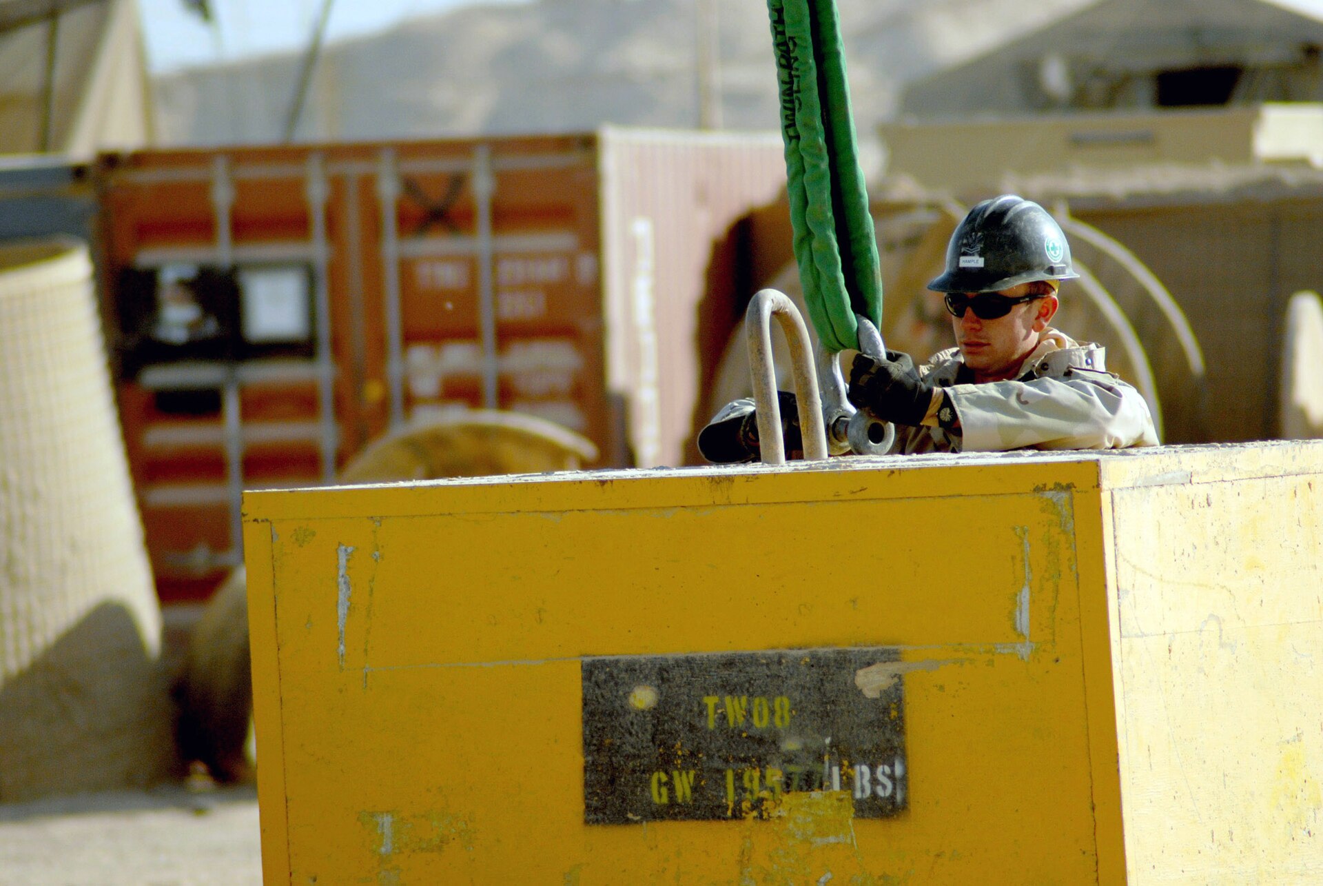 Sulthan Crane Service operator with rigging equipment